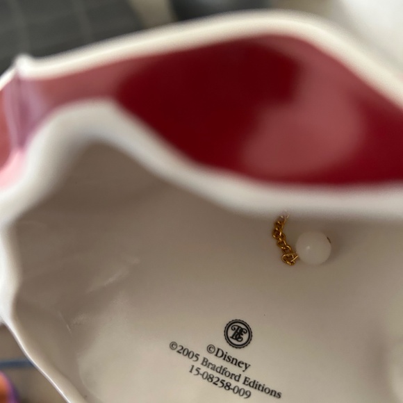 Belle Disney 2005 Bradford Editions Collectible - Picture 4 of 4